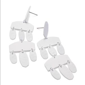 Kendra Scott Emmet Earrings - White